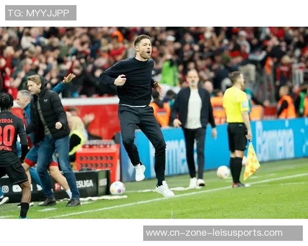 阿隆索执掌勒沃库森三周年回顾三冠荣耀与德甲不败传奇