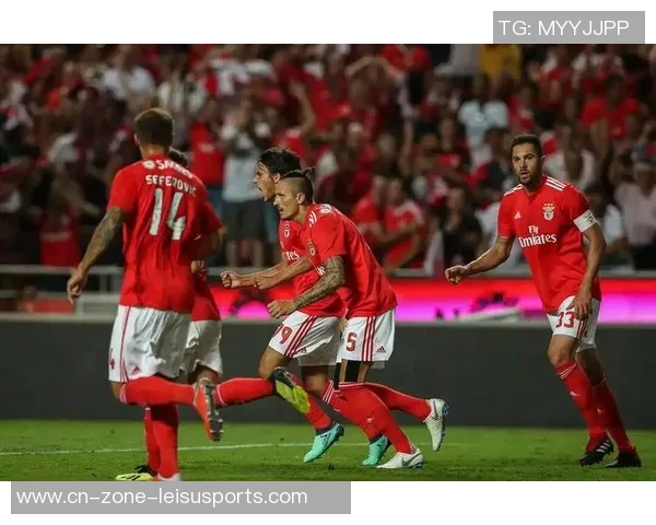 AC米兰近期对阵萨索洛战绩不佳近7场仅获2胜2平3负处于劣势