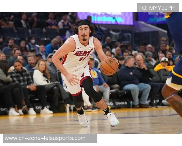 哈克斯分享球队快节奏打法乐趣强调切入跑动与空间创造的重要性